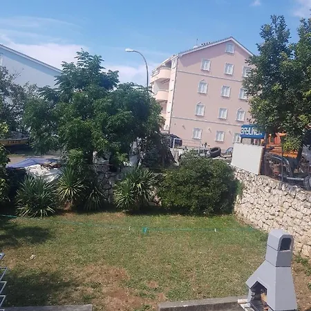 Apartment With A Parking Space Dramalj, - 18467